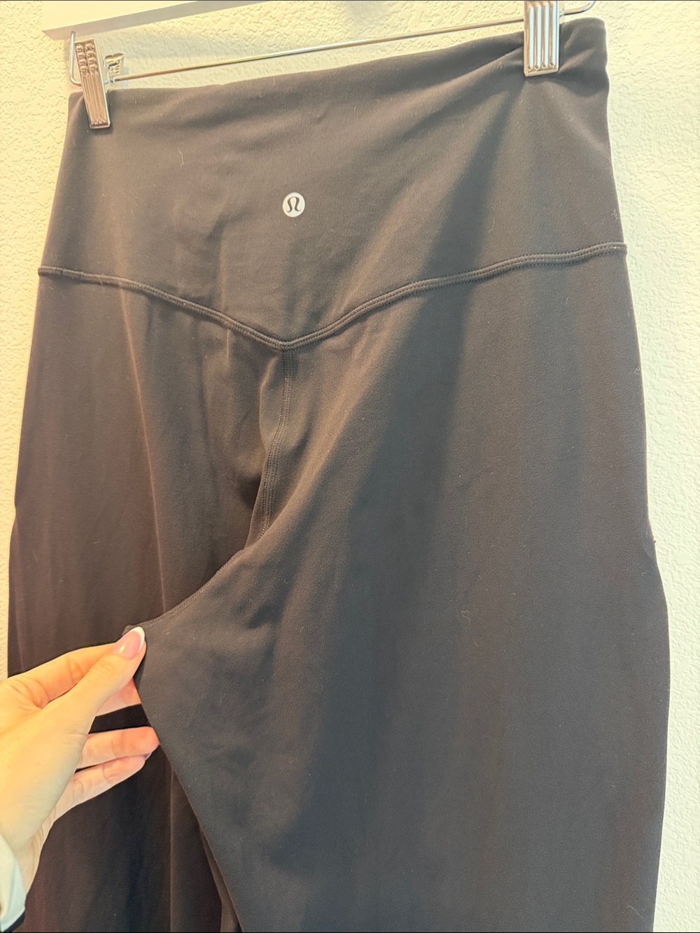 Lululemon Align High- Rise Wide-Leg Pant - Tall - Black - Size 6 - Picture 9 of 12